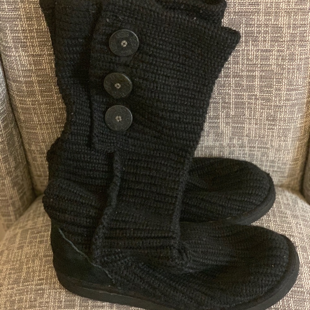 Ugg Cardigan/Sweater Boots